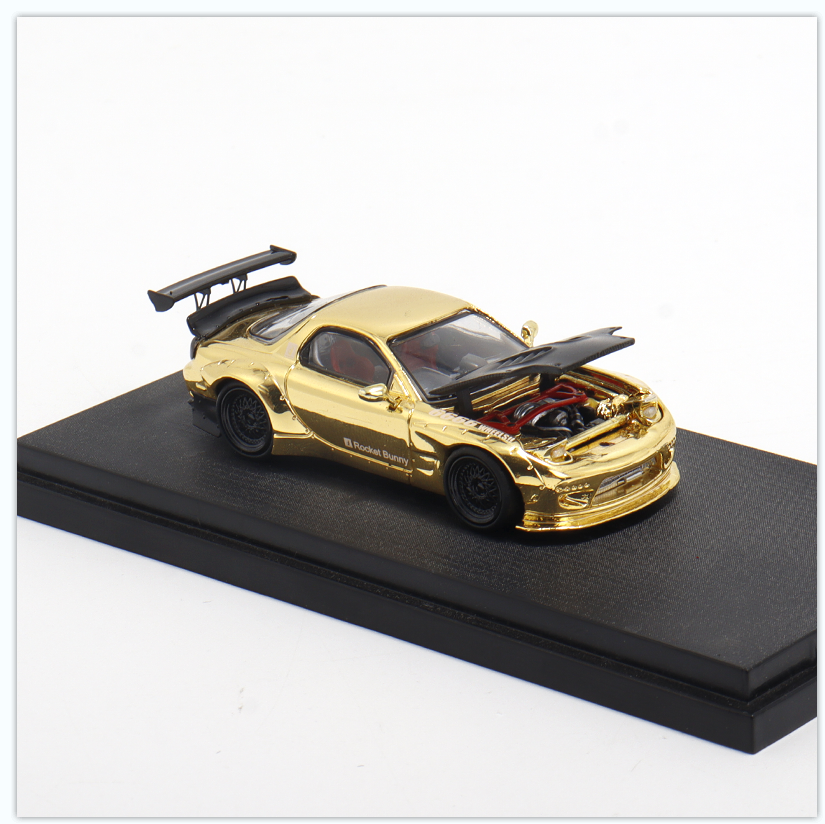 Gold-plated body of the Mazda RX-7 Rocket Bunny